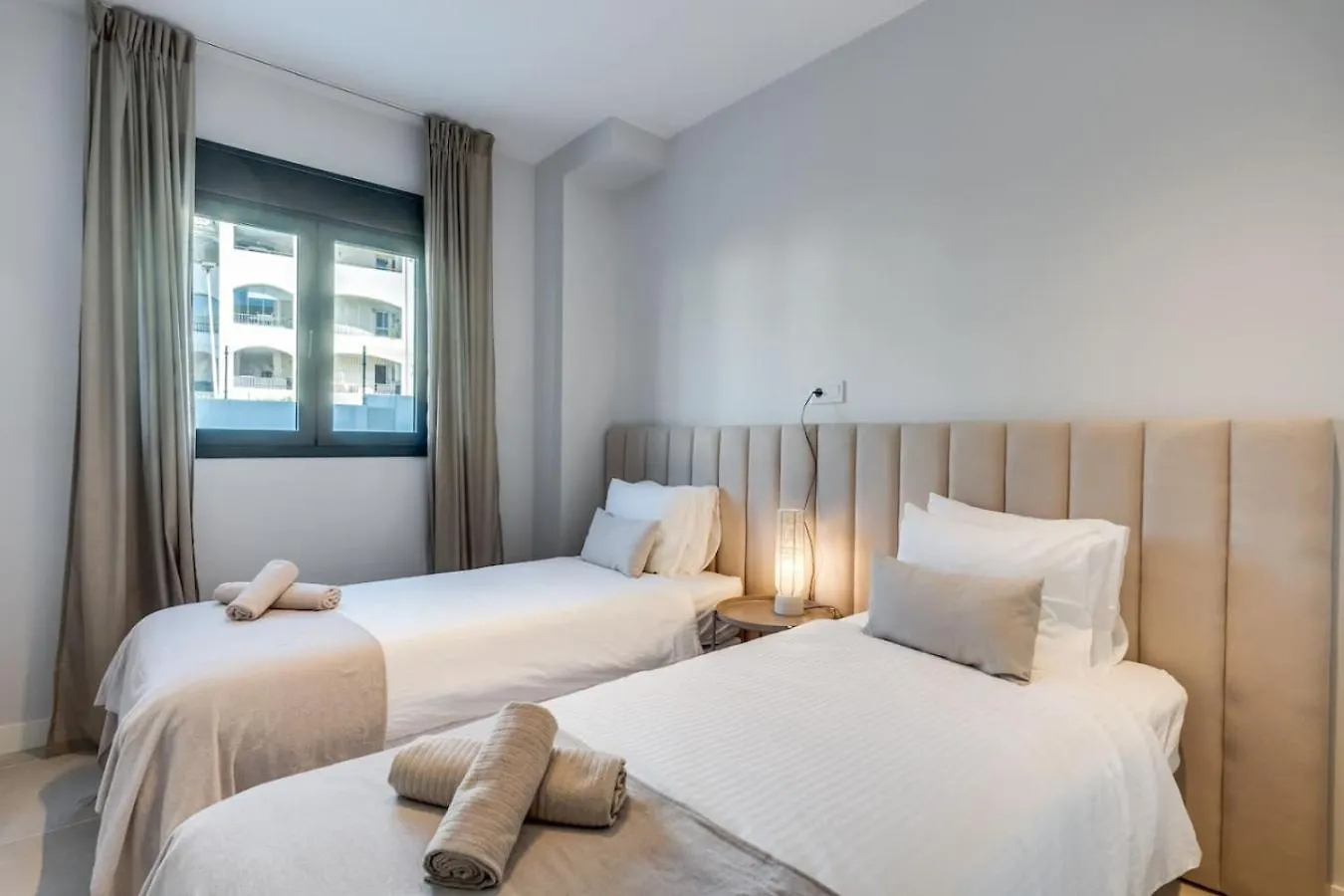 Aranya Estepona - With Spacious Private Terrace 0*,  Spanien