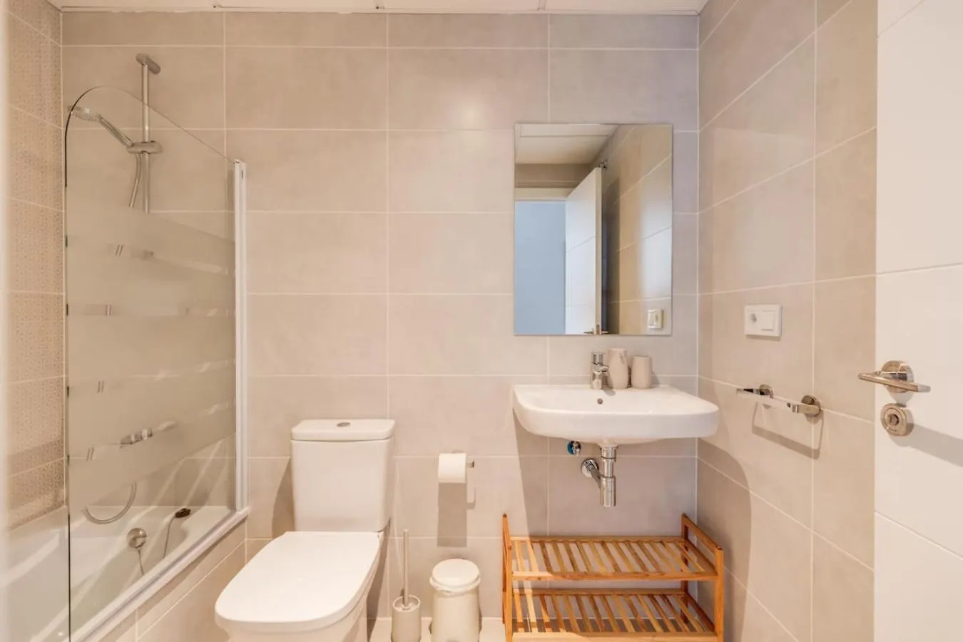 Aranya Estepona - With Spacious Private Terrace Lejlighed