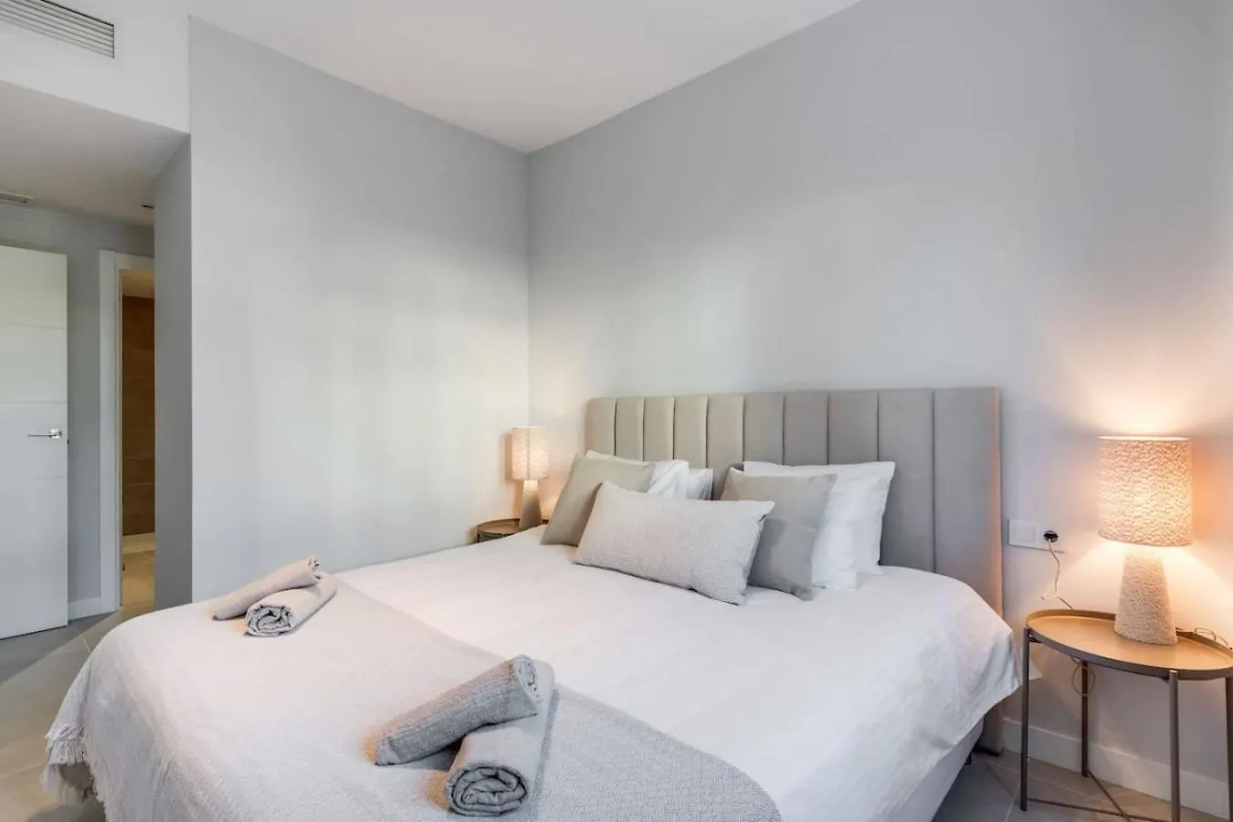 Lejlighed Aranya Estepona - With Spacious Private Terrace