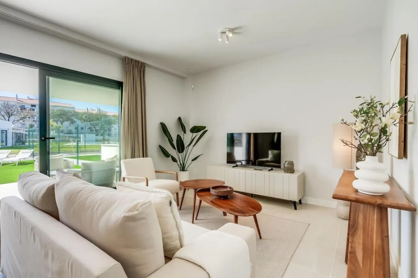 Aranya Estepona - With Spacious Private Terrace